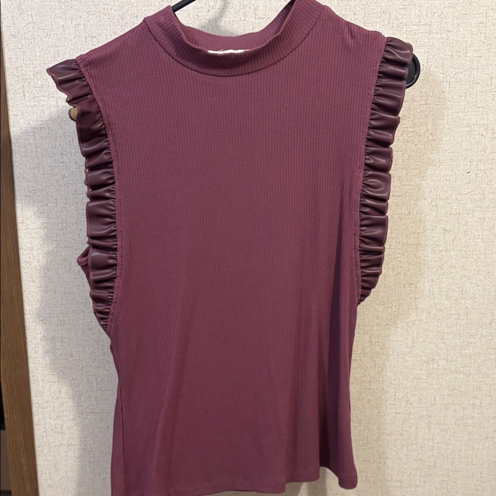 Doe & Rae Ruffled Tank Top in Plum